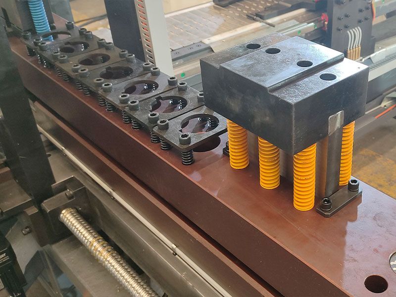 Copper busbar machine details